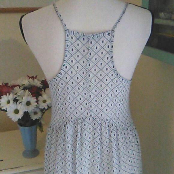 Olivaceous Sundress - Picture 7 of 11